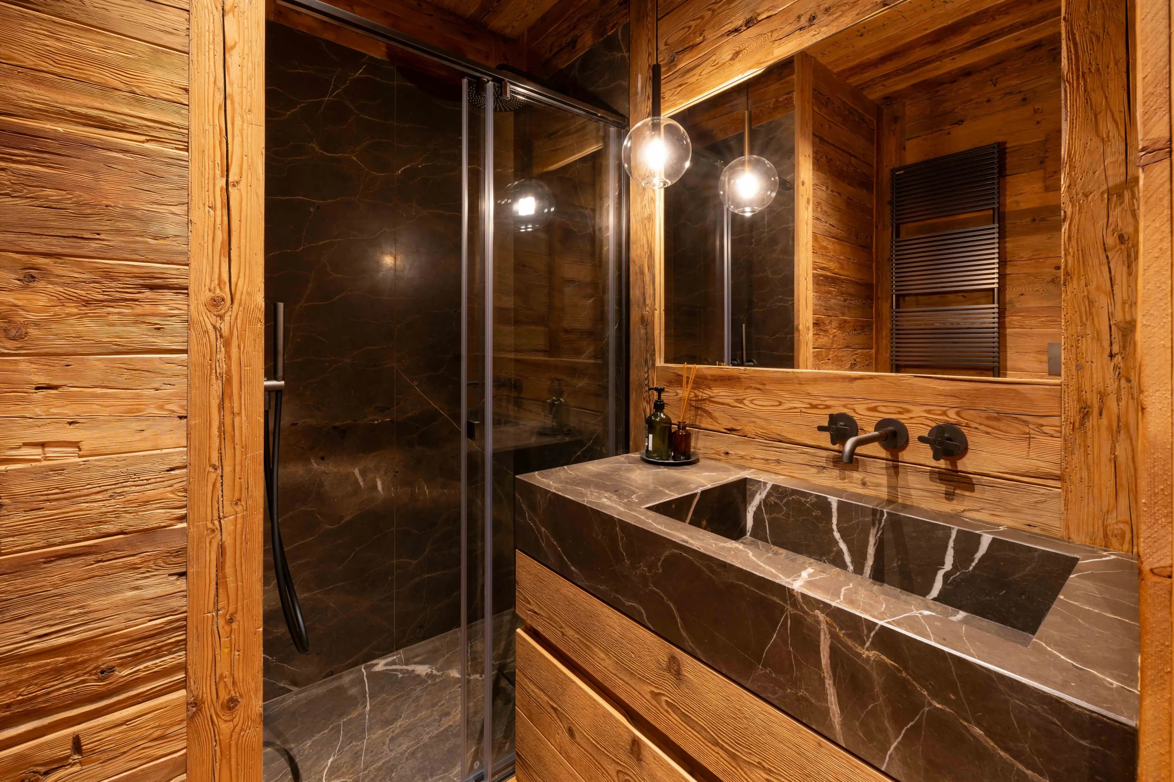 Bagno matrimoniale
