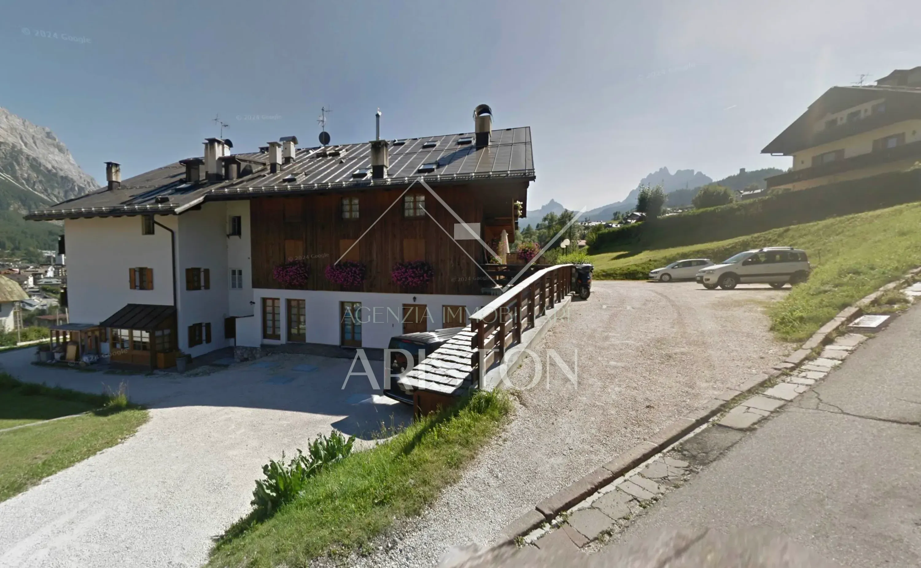 Esterno 1.webp